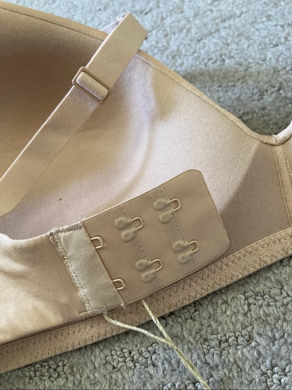 NWT Skims mica wireless bra, 36DD. - Picture 3 of 8